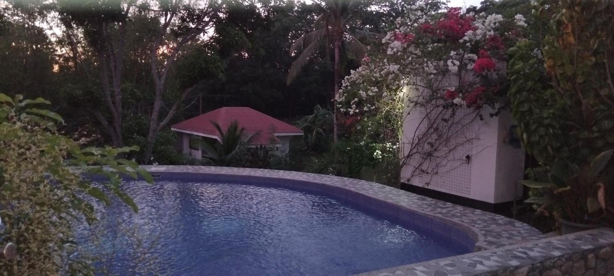 Matteo'S Hus Villa Rental Zamboanguita  Buitenkant foto
